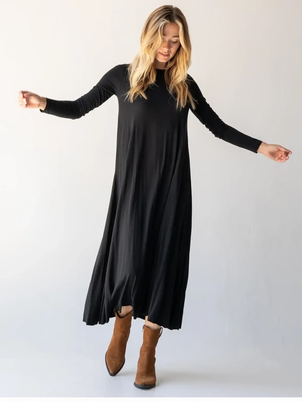 NATURAL LIFE Stevie "ButterSoft" Knit Maxi Dress
